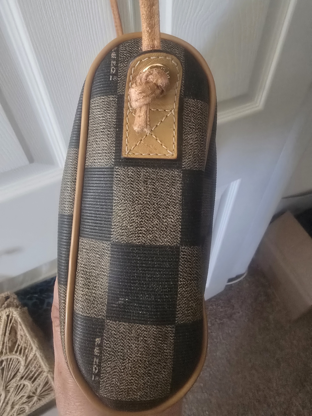 FENDI Vintage Checkered Crossbody Bag With Original Leather Strap - Picture 8 of 16